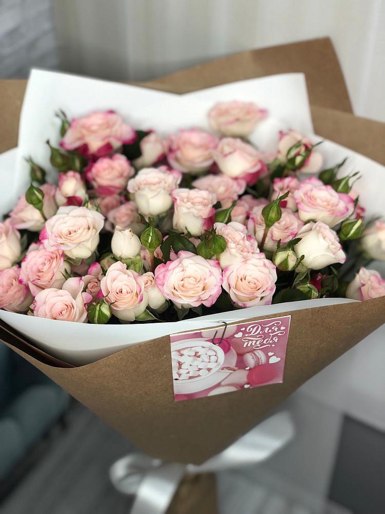 Букет цветов из: Розы во Власихе