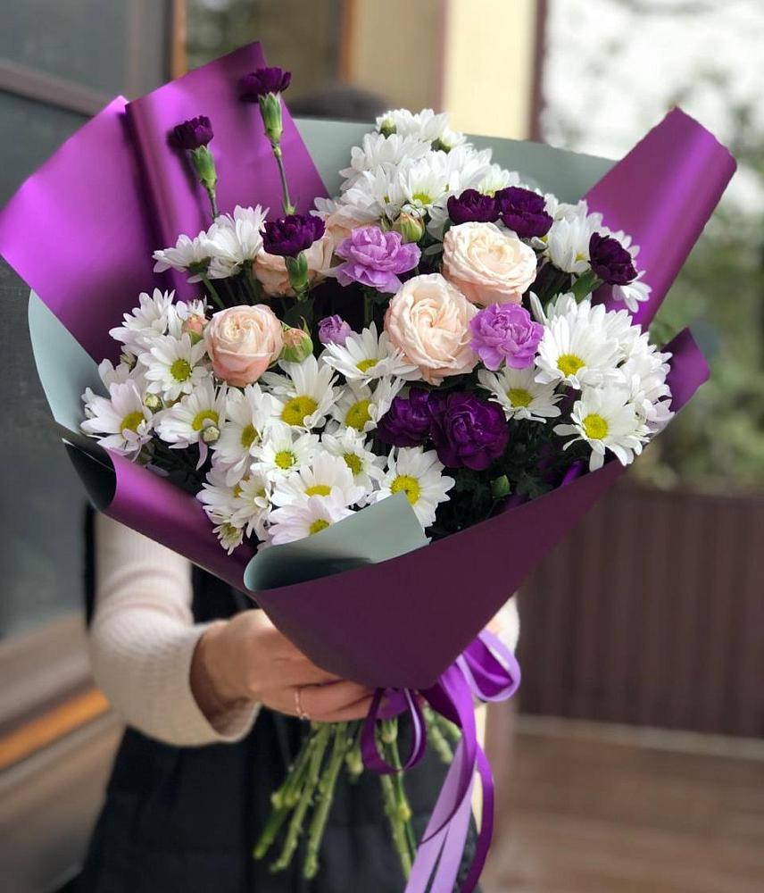 Букет цветов из: Хризантемы, Гвоздики и Розы во Власихе