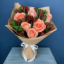 Букет цветов из:  Розы и Альстромерии во Власихе