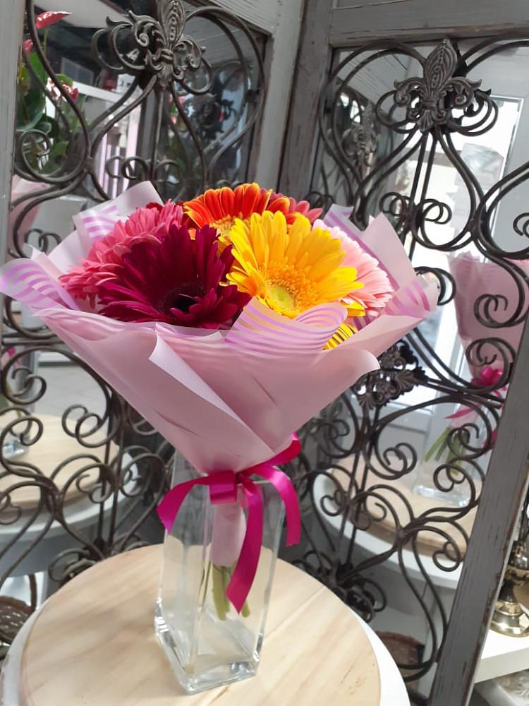 Букет цветов из: Герберы во Власихе