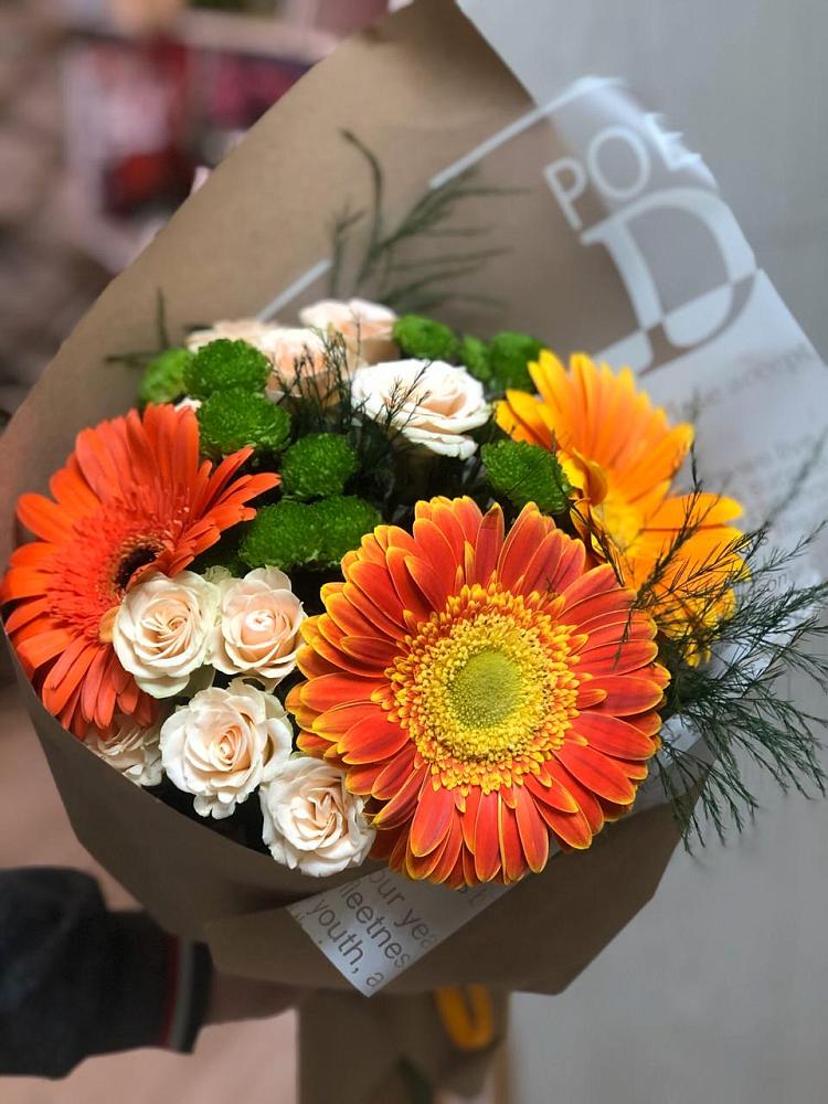Букет цветов из: Герберы, Хризантемы и Розы во Власихе